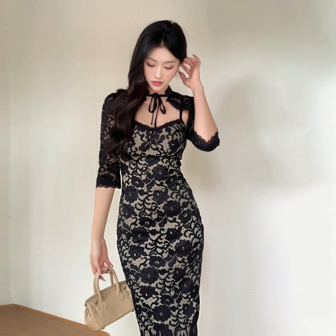 Elegant Black Floral Lace Midi Dress with V-Neck Camisole & 3/4 Sleeves - Image 2