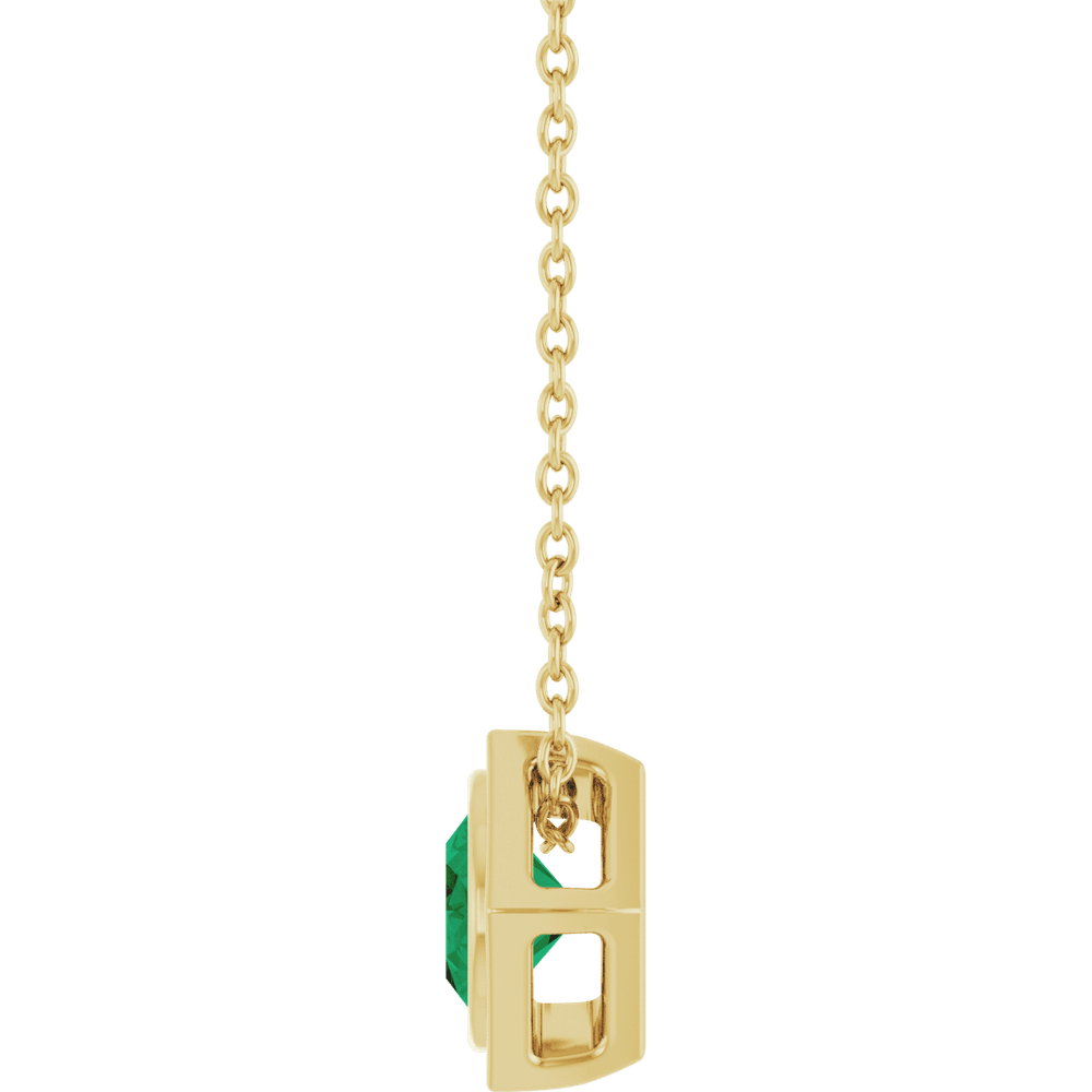 Émeraude Hexa 14K Gold Emerald Pendant Necklace Modern Geometric