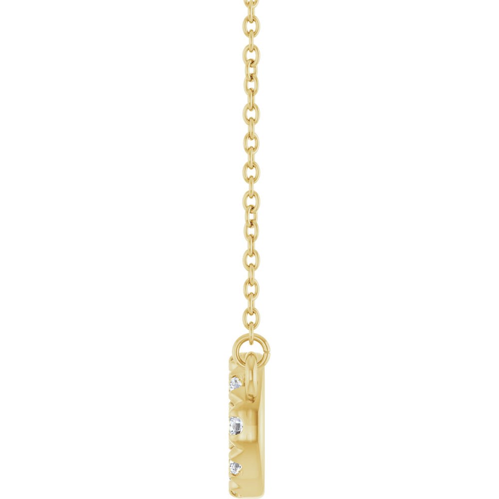 L'Infini Éclat Necklace
