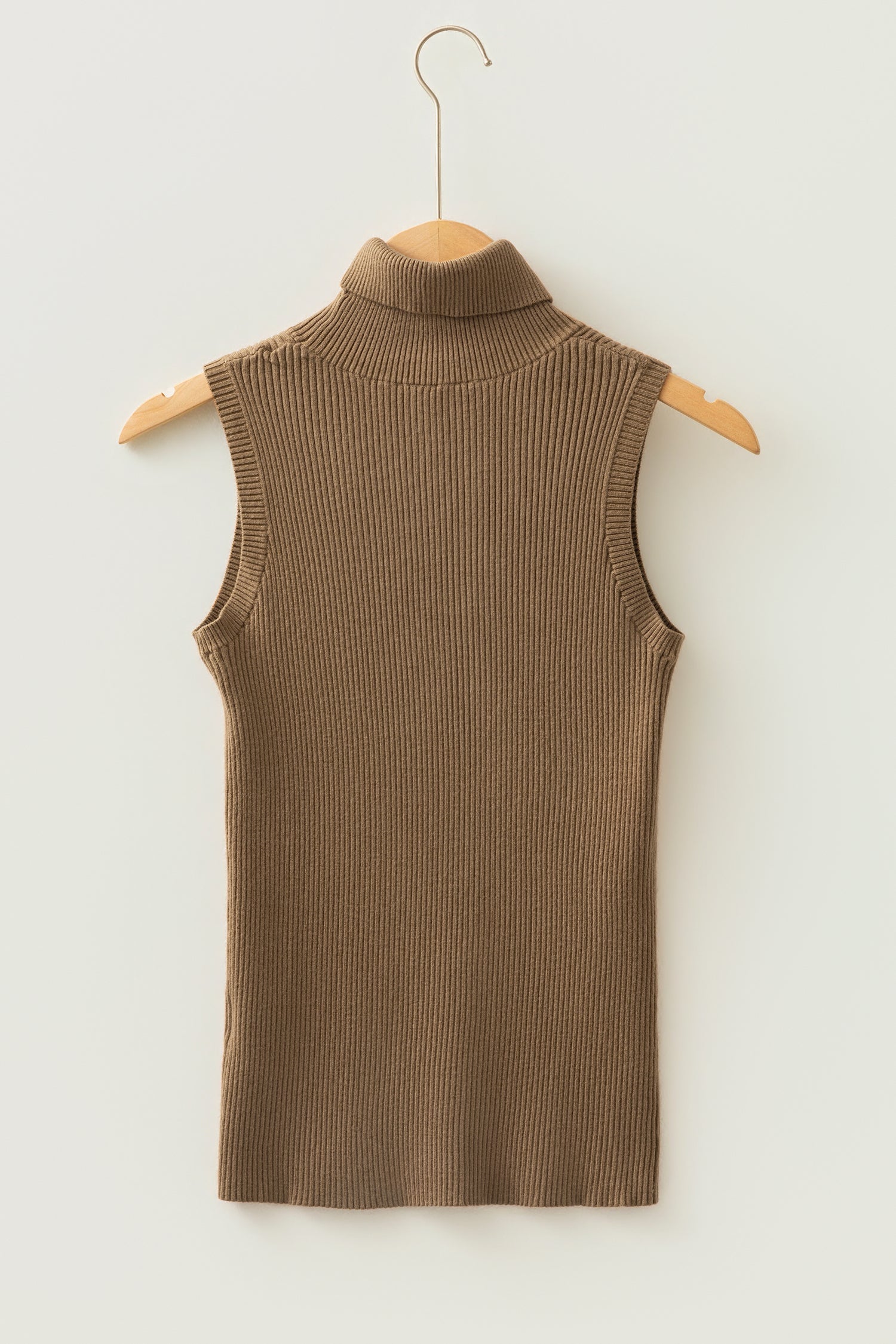 Western Ribbed High Neck Sleeveless Knit Top