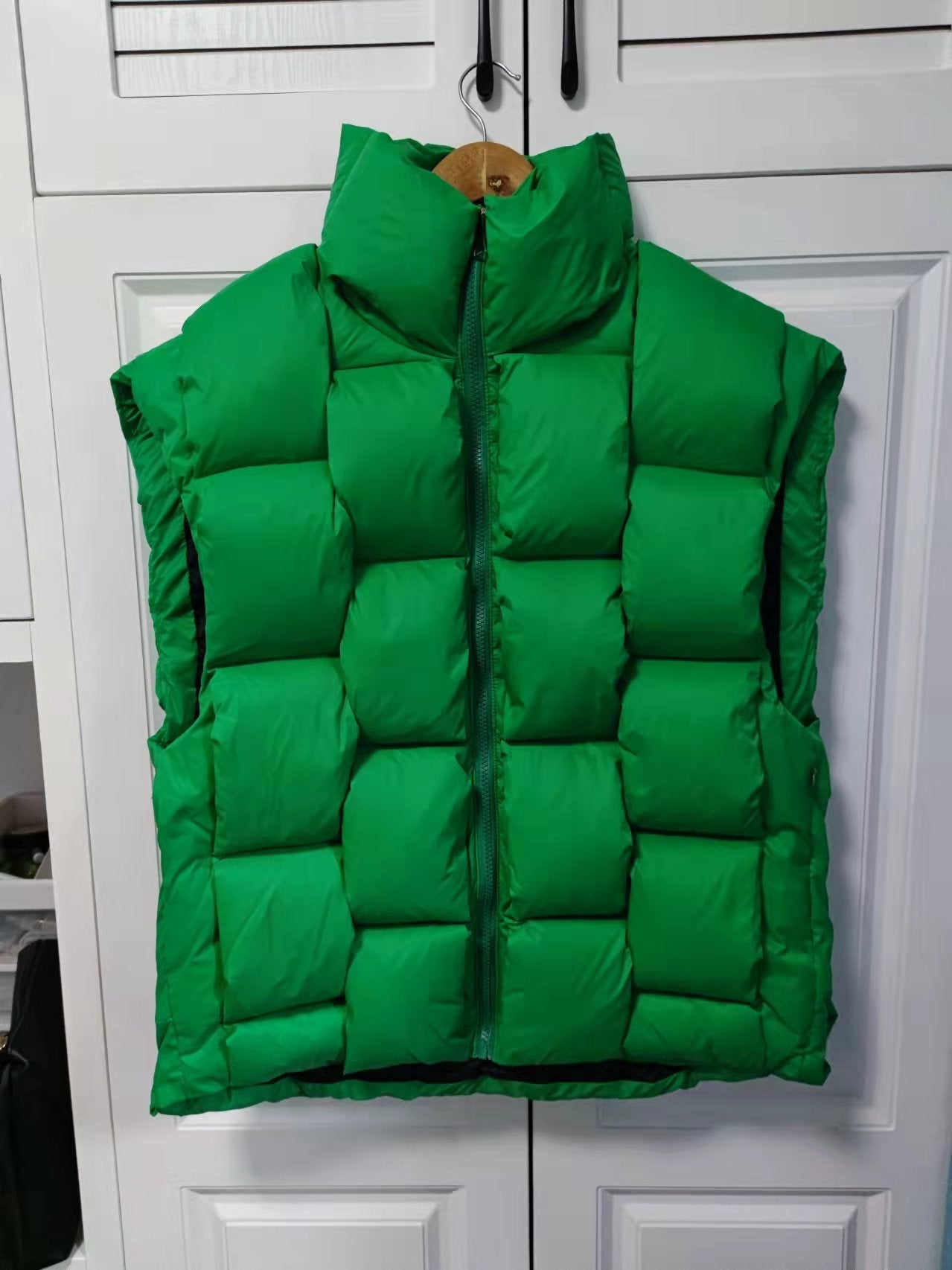 Women's Green Puffy Stand-Up Collar Quilted Down Vest - Image 3
