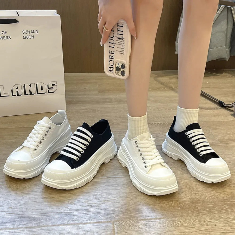 Lace-Up Round Toe Platform Sneakers – Canvas Chunky Sole Shoes