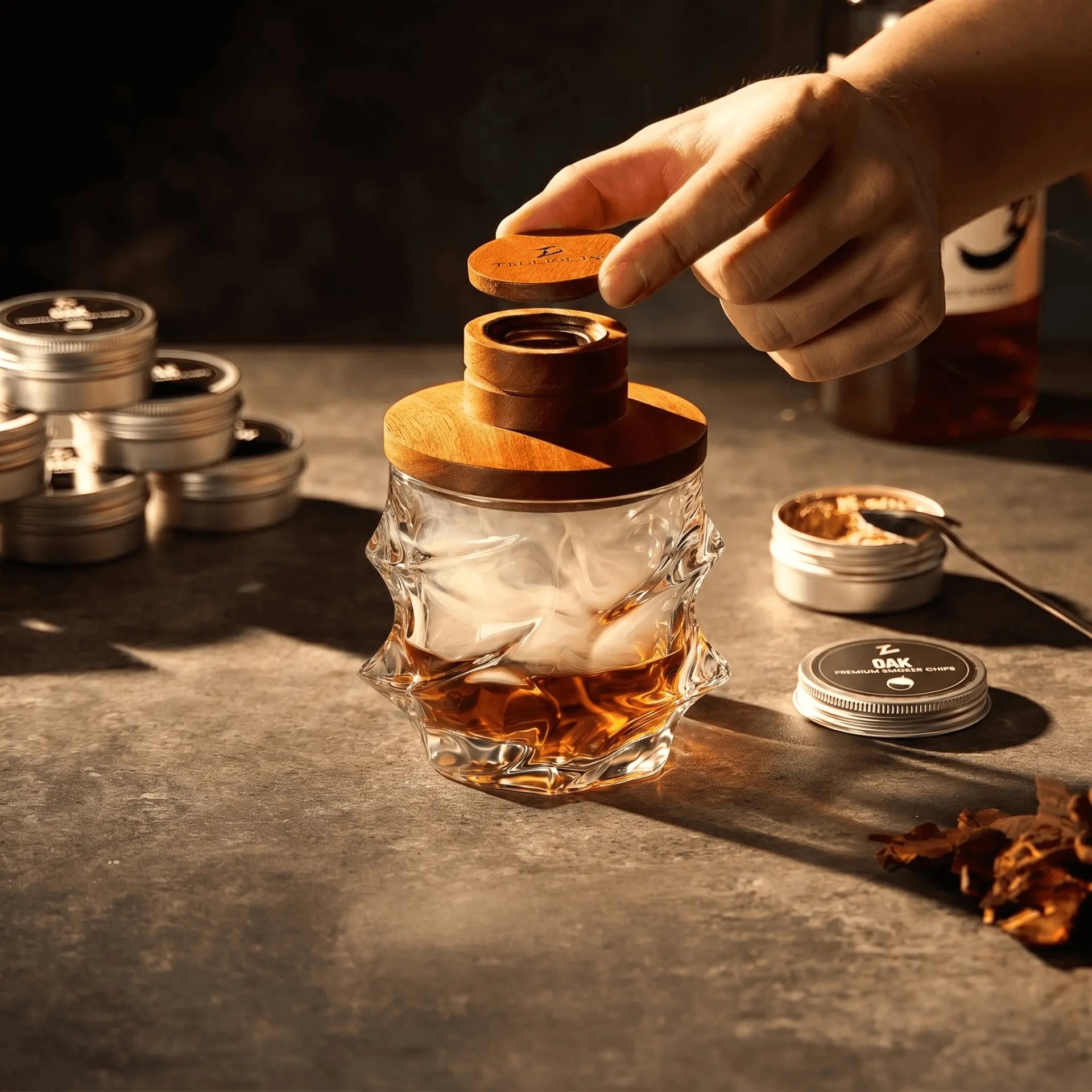 Sophisticated Whisky & Cocktail Storm Smoker Bundle Kit