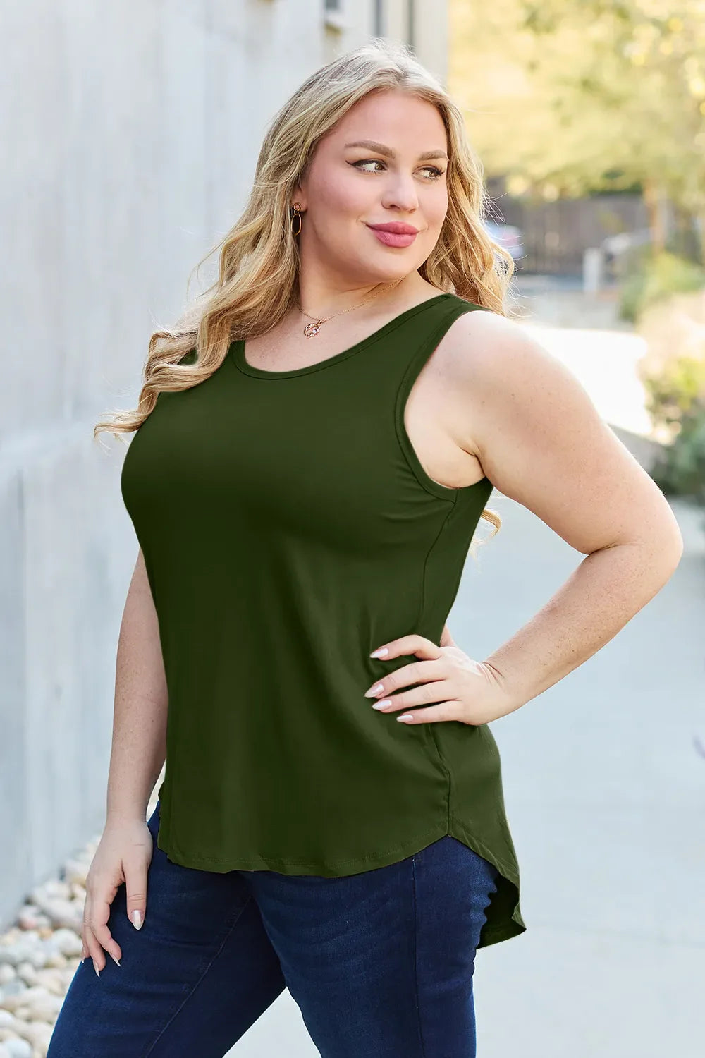 Round Neck Curved Hem Tank Top | Rayon Spandex Knit