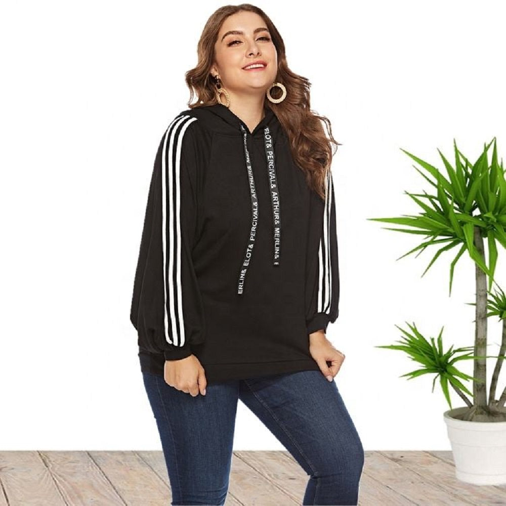 Plus Size Women's Hooded Pullover Sweatshirt