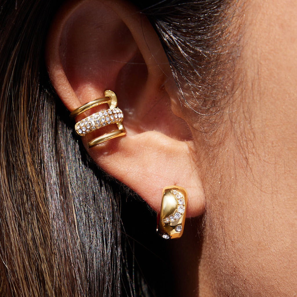 18K Gold Nail Design Earrings Inlaid with Cubic Zirconia