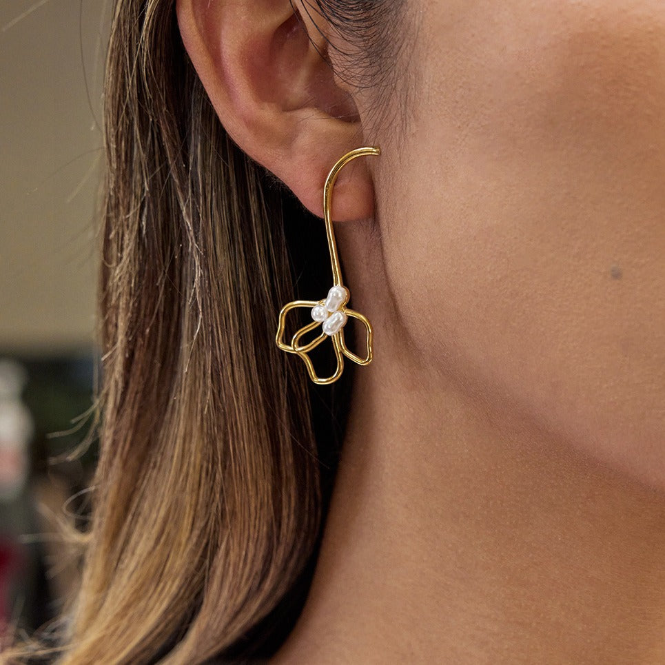 18K Gold Floral Pearl Stud Earrings, Lightweight Elegant Design