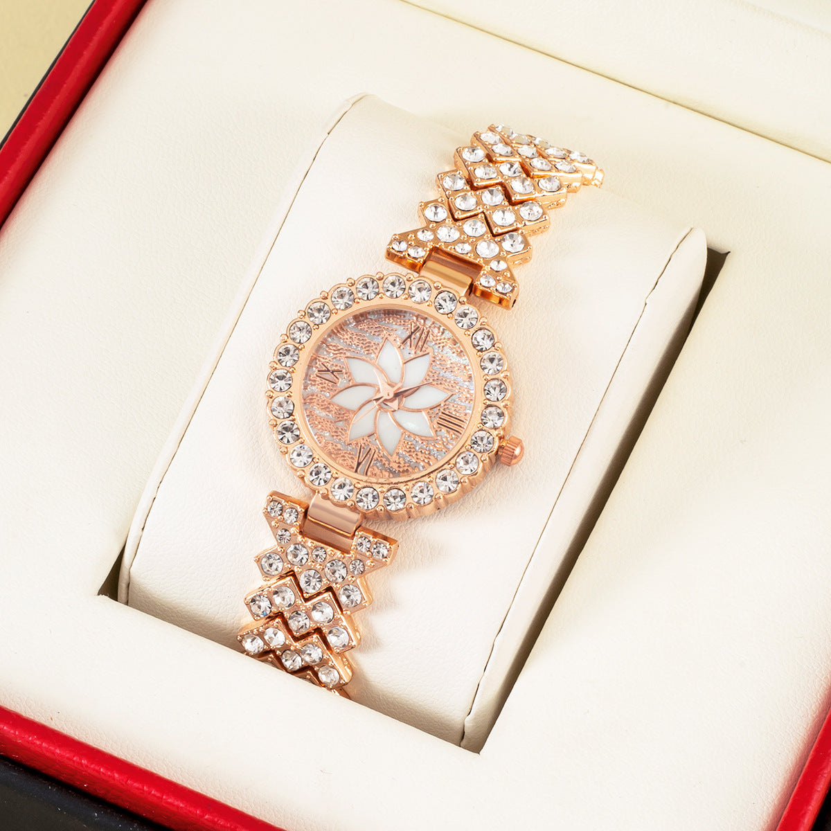 Fashionable Bracelet Watch, Diamond-encrusted Womens Watch Quartz Watch