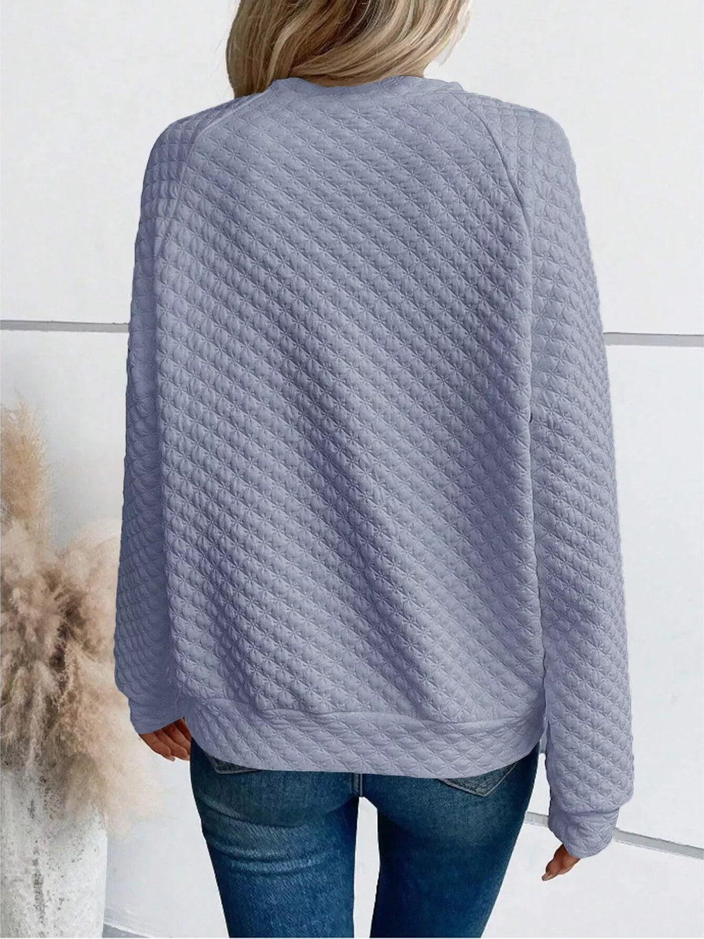 White Quilted Notched Neck Long Sleeve Sweatshirt - Image 6