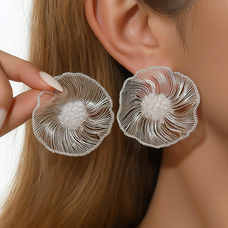 Women Woven Flower Round Stud Earrings,Artistic Atmosphere Light Luxury Elegant Versatile Fashion Dangle Earrings For Daily Occasion