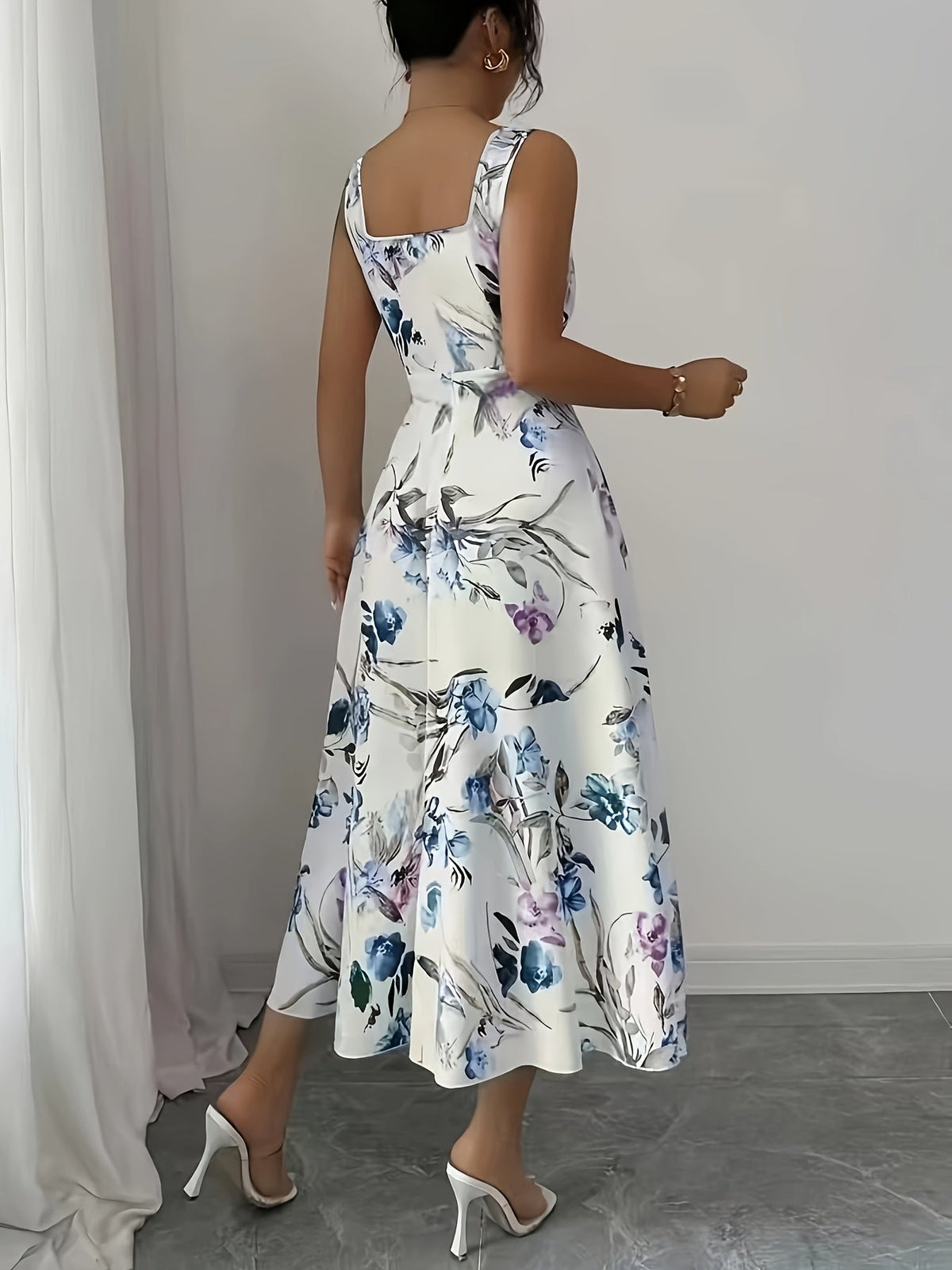 Elegant Floral A-Line Sleeveless Square Neck Long Dress