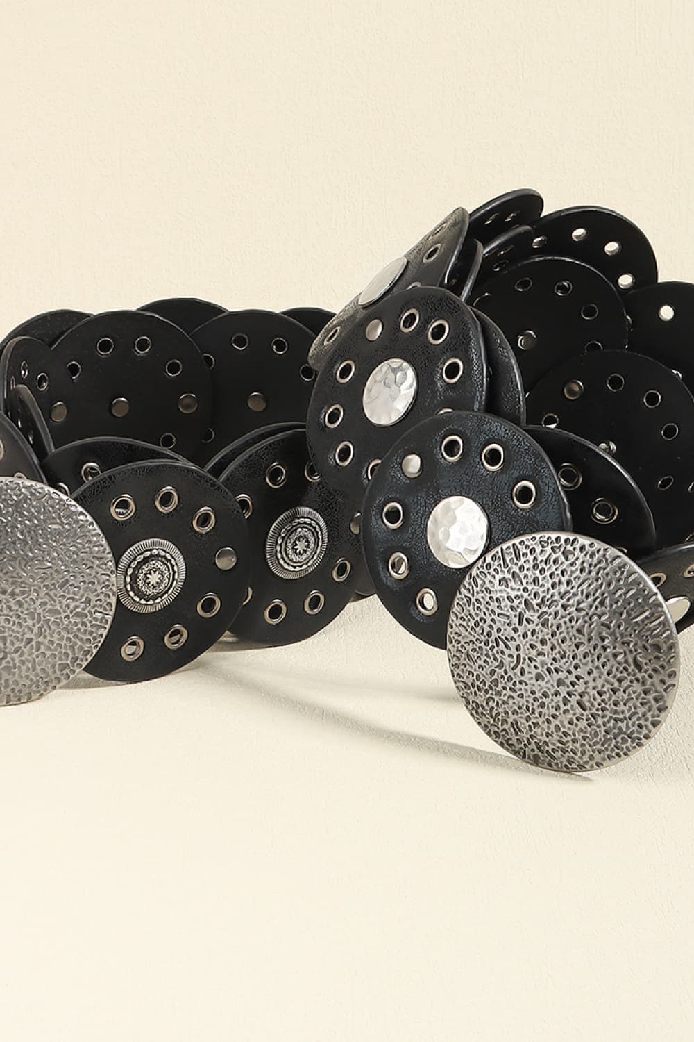 Round Shape PU Leather Belt with Modern Buckle