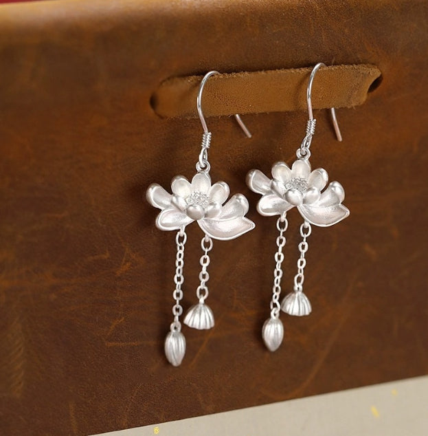 S999 Sterling Silver Earrings And Necklace
