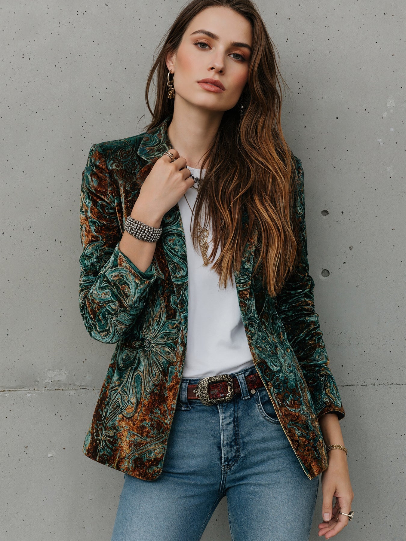 Women's Printed Velvet Blazer Autumn Winter Casual Commuter Jacket - Image 5