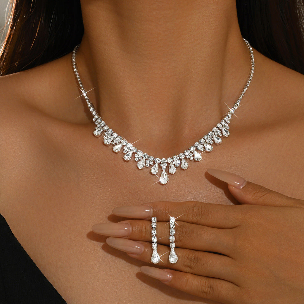 Women 2 Pcs V Shaped Waterfall Teardrop Rhinestone Jewelry Set,Choker Necklace And Dangle Earrings,Elegant Bridal Costume Accessories For Wedding Banquet Party Occasion