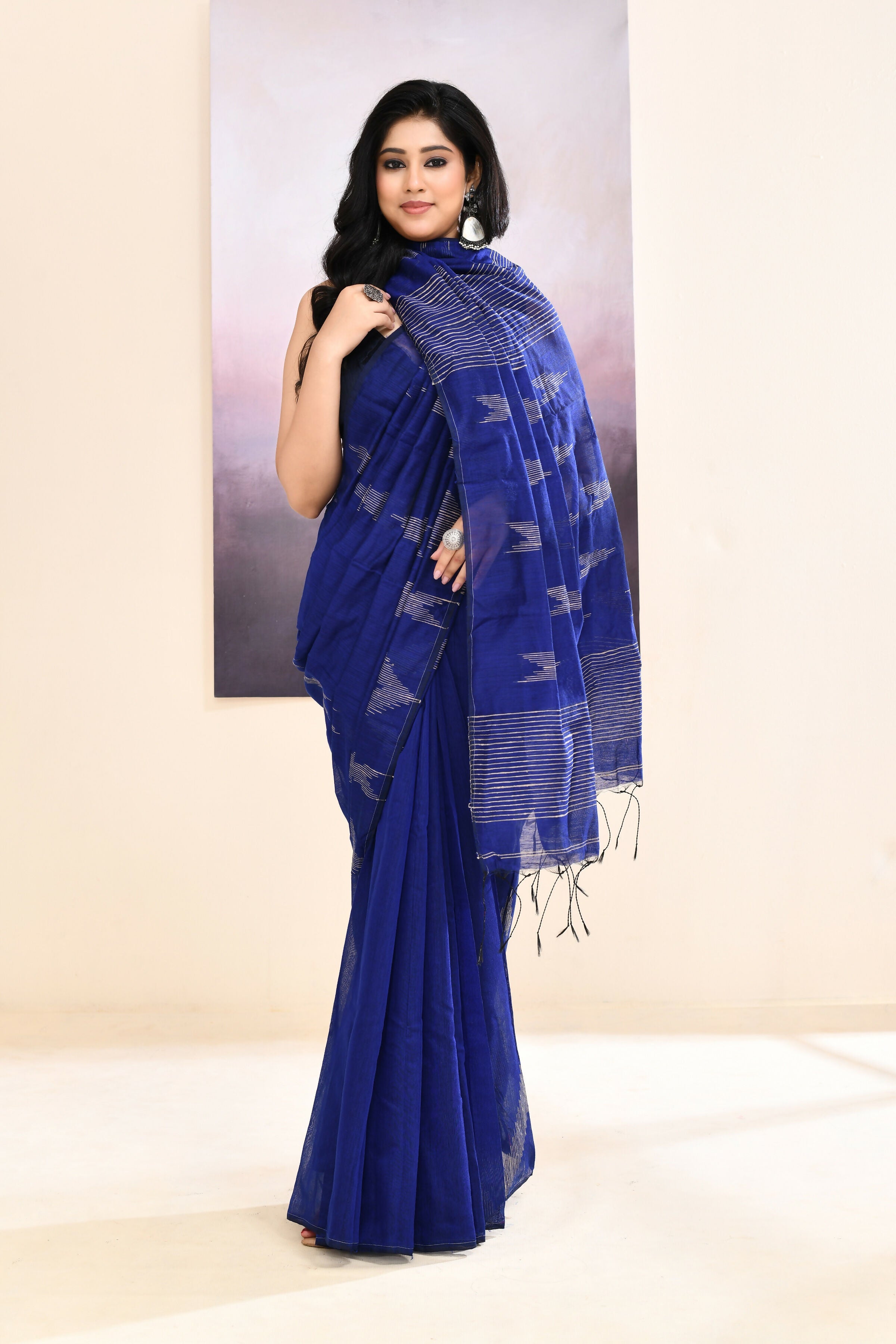 Women's Blue Embellished Cotton Blend Jamdani Saree