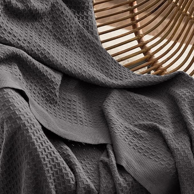 Bedsure 100% Cotton Blanket Queen Size for Bed - Breathable and Soft, Waffle Weave Blanket for Summer, Thick Cozy Fall Blankets for Women Gift, Dark Grey, 90x90 Inches