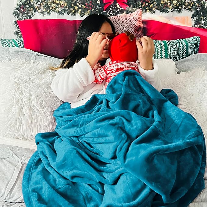 Bedsure Fleece Blankets Queen Size Teal - Bed Blanket Soft Lightweight Plush Fuzzy Cozy Luxury Microfiber, 90x90 inches