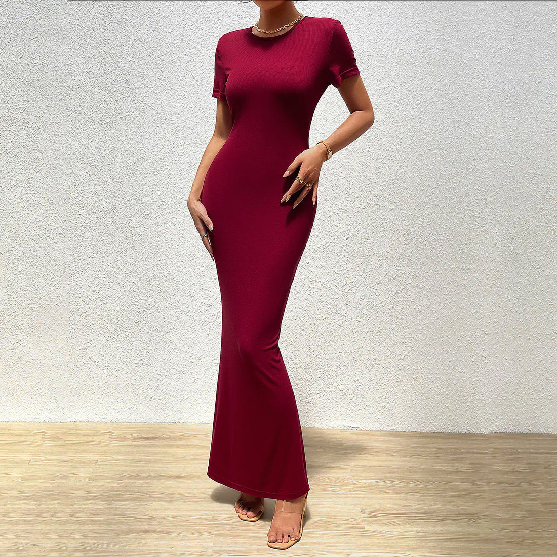 Women's Solid Color Round Neck Short Sleeve Slim Maxi Dress - Image 5