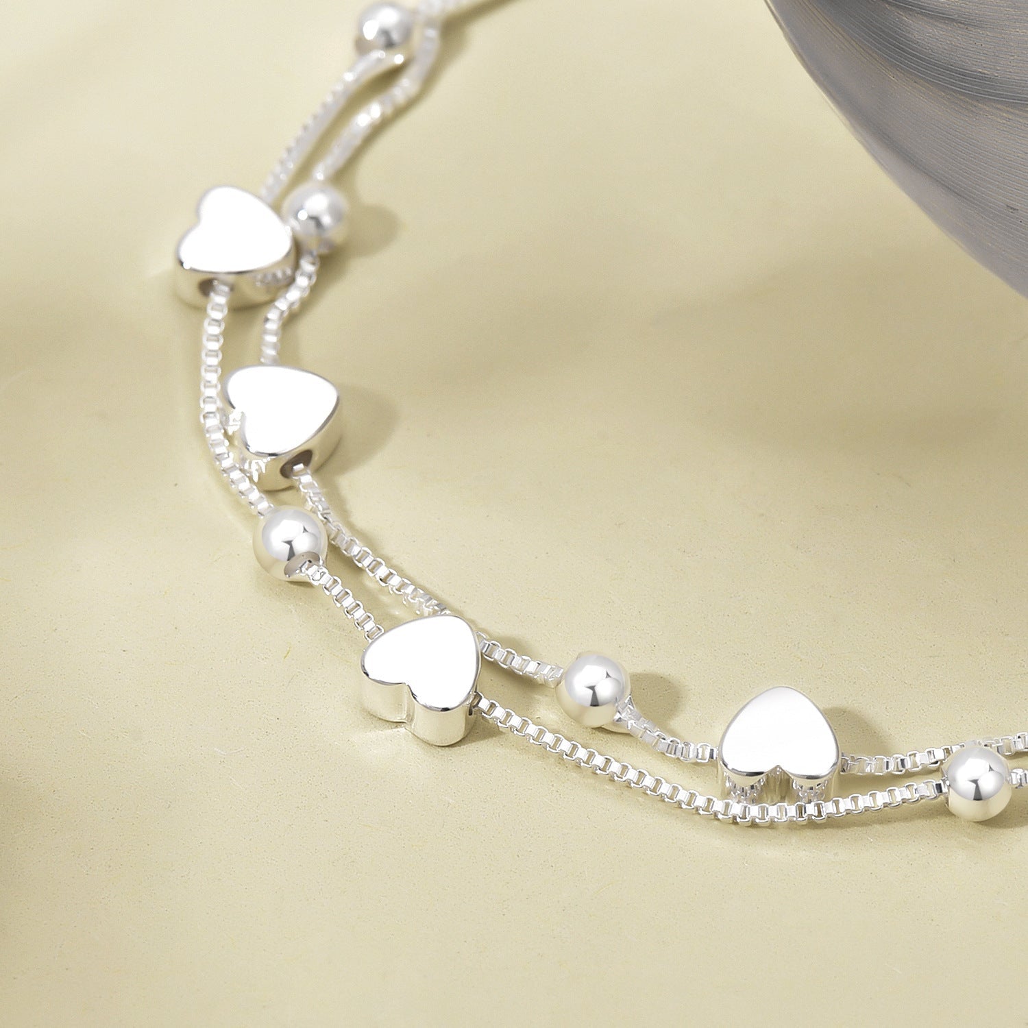Double-layered Heart Bead Bracelet