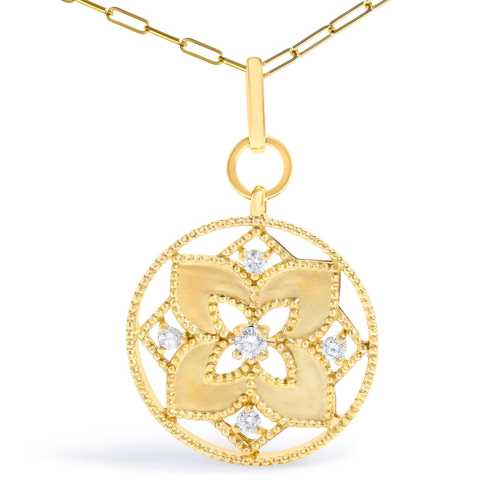 14K Yellow Gold 1/4 Cttw Diamond Star Flower Medallion Pendant Necklace