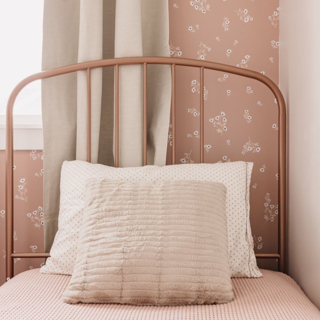 Eleanor Floral Removable Wallpaper in Dusty-Rose and White