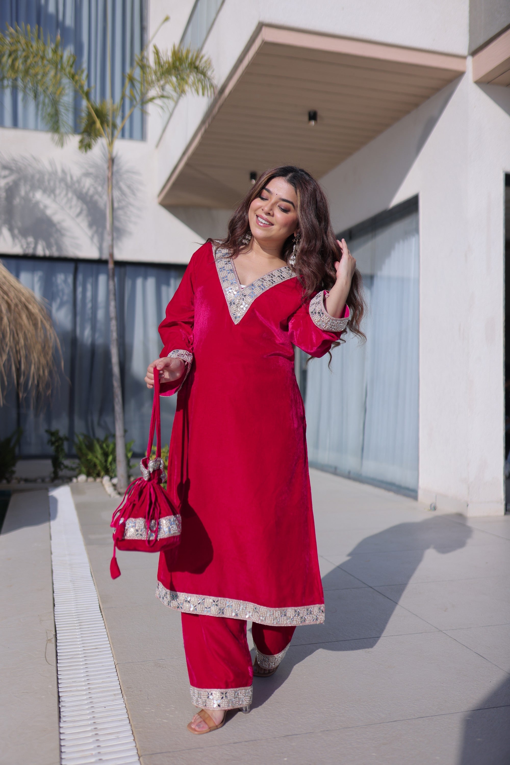 Pink 9000 Velvet Zari Embroidered Kurta Pant Set with Real Mirror