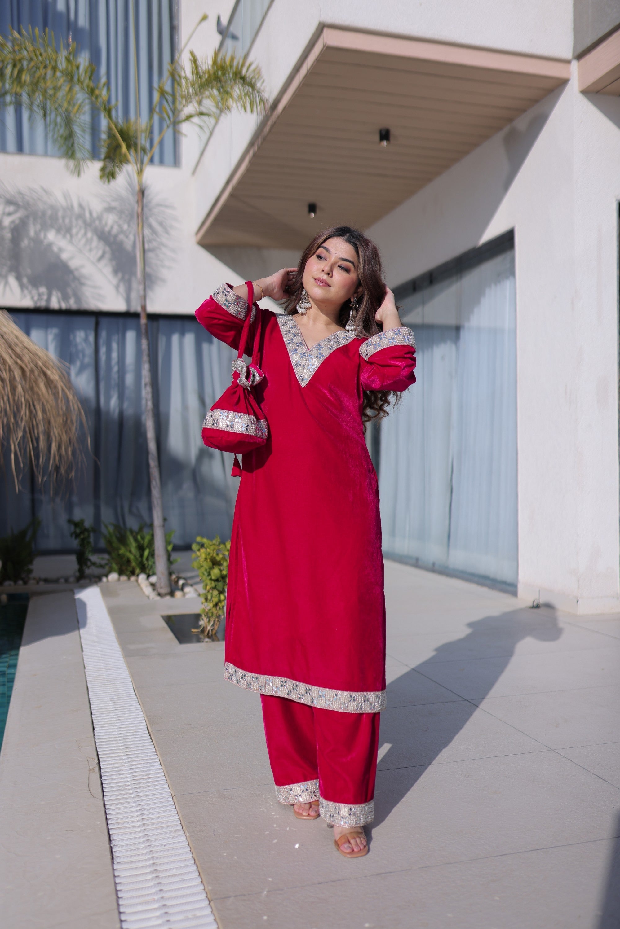 Pink 9000 Velvet Zari Embroidered Kurta Pant Set with Real Mirror