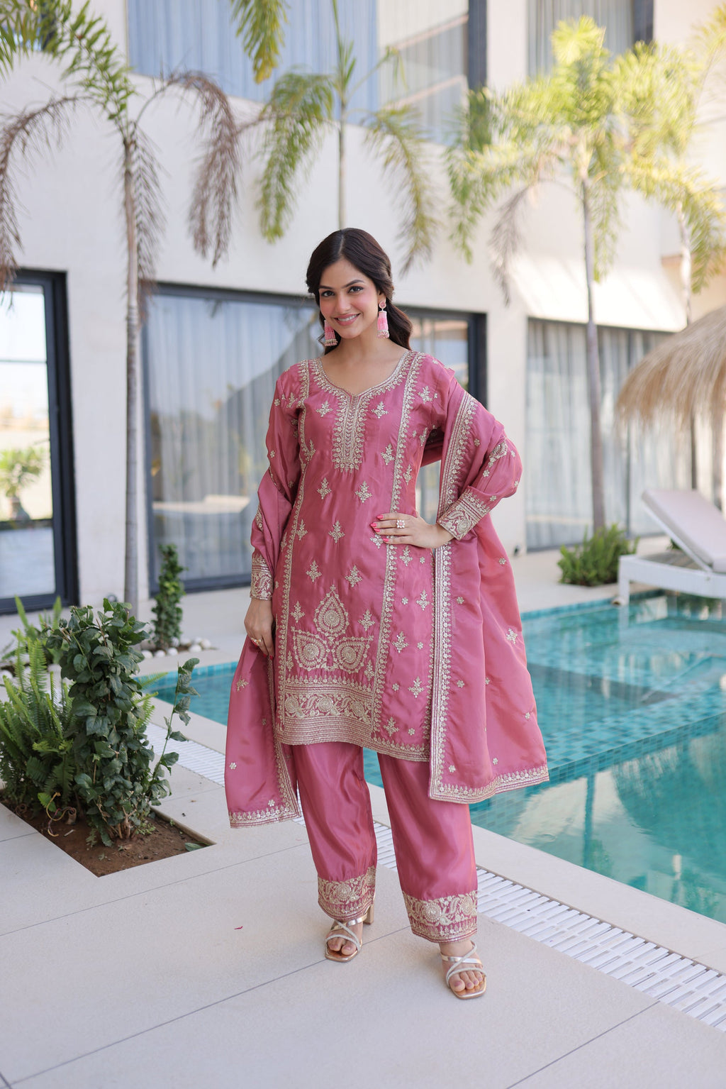 Pink Ho Silk kurta pant set with gold Zari and multi-thread embroidery detail