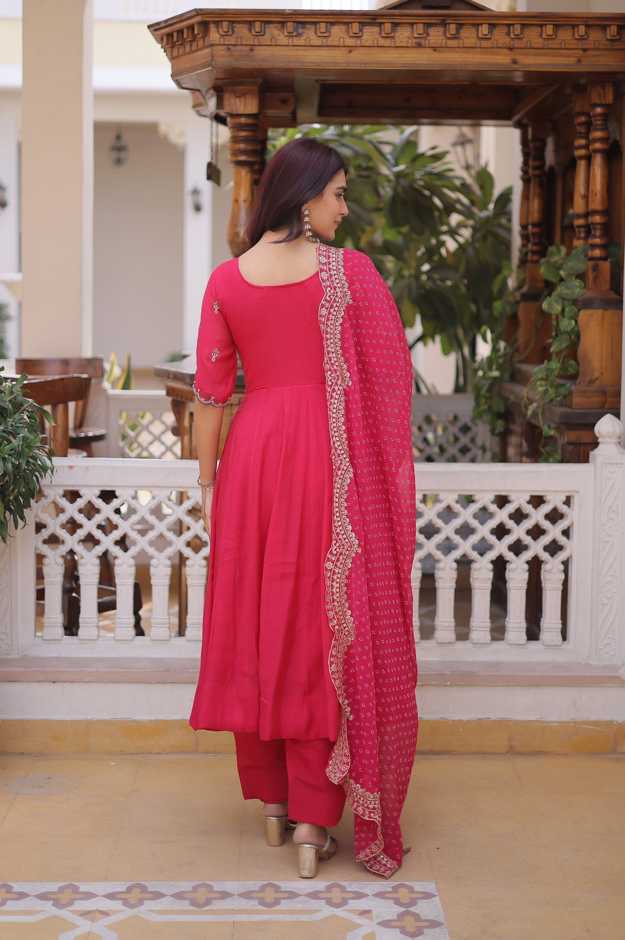 Pink Mul Chanderi Kurta Pant Set with Bead and Thread Embroidery
