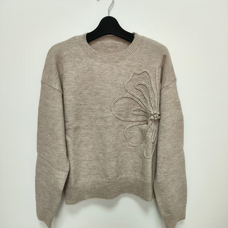 Women's Elegant Floral Applique Crew Neck Sweater Pullover - Image 2