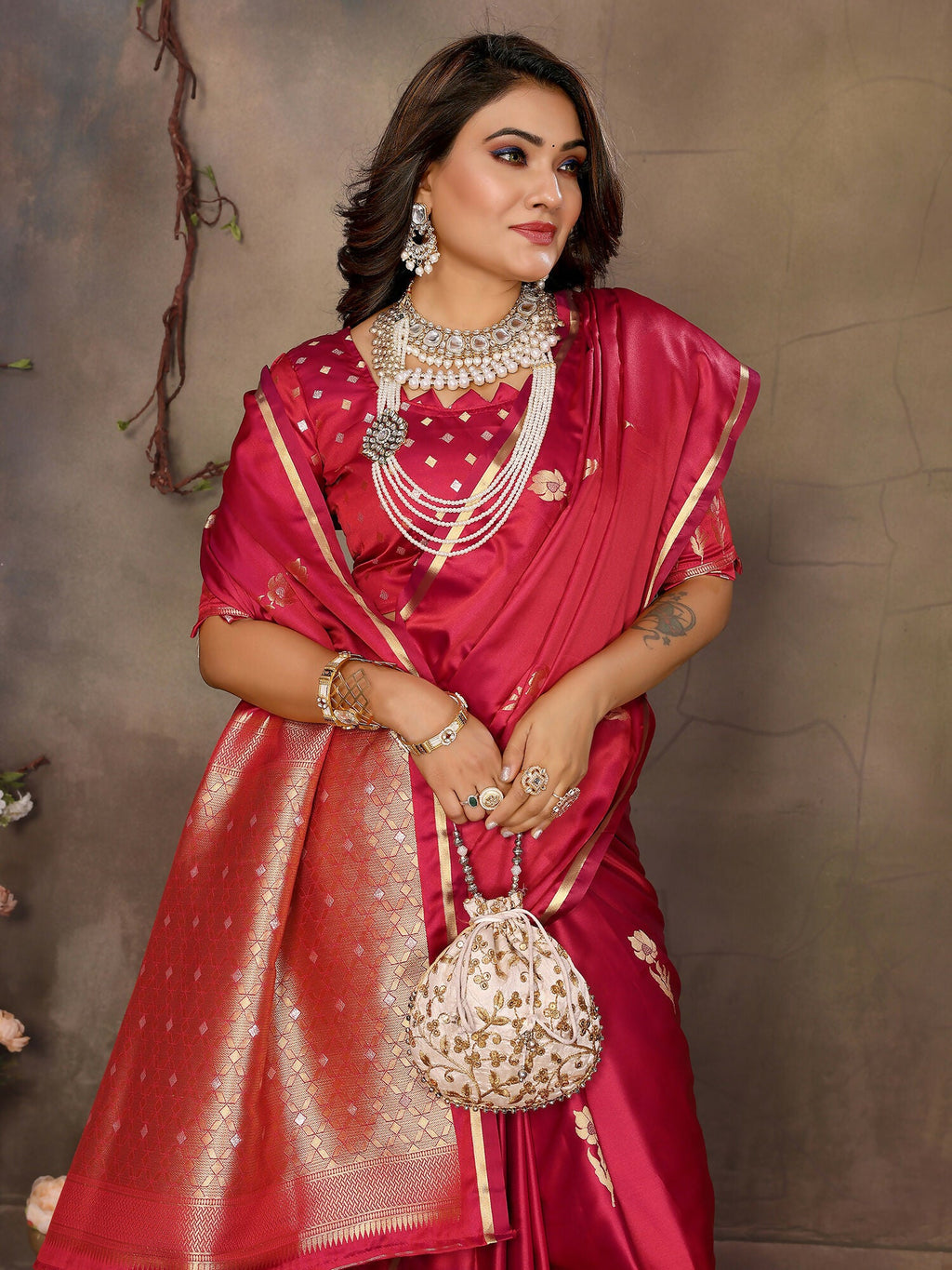 Red Floral and Botanical Motif Satin Silk Banarasi Saree
