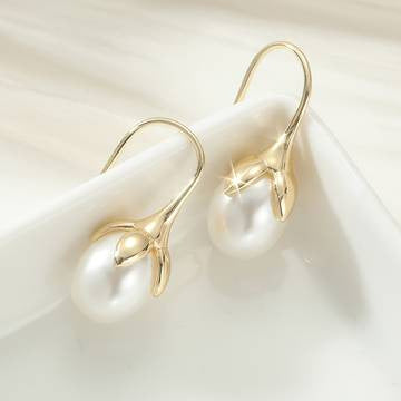 High-end Australian White Shell Pearl Earrings