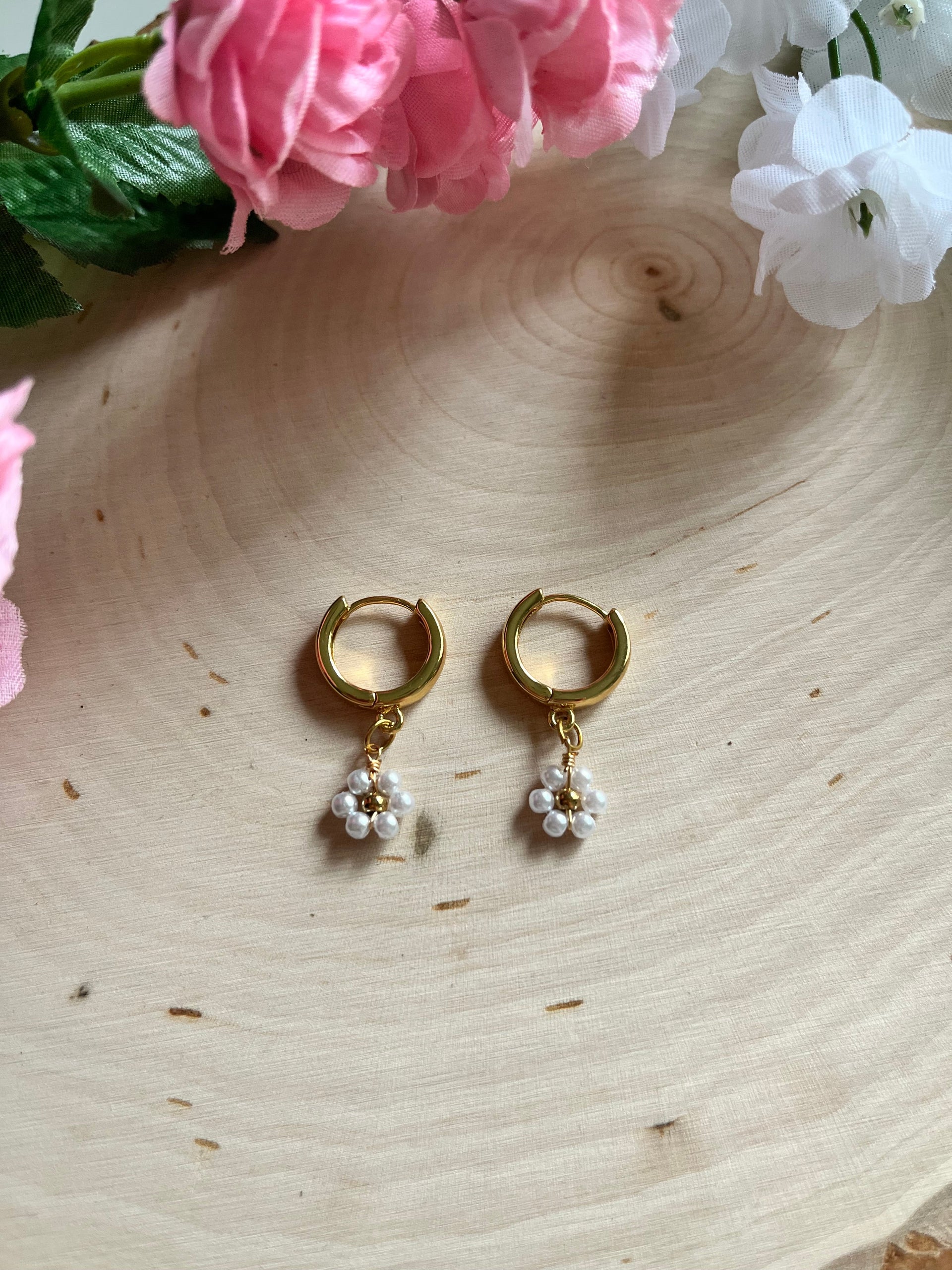 Gold Floral Huggies
