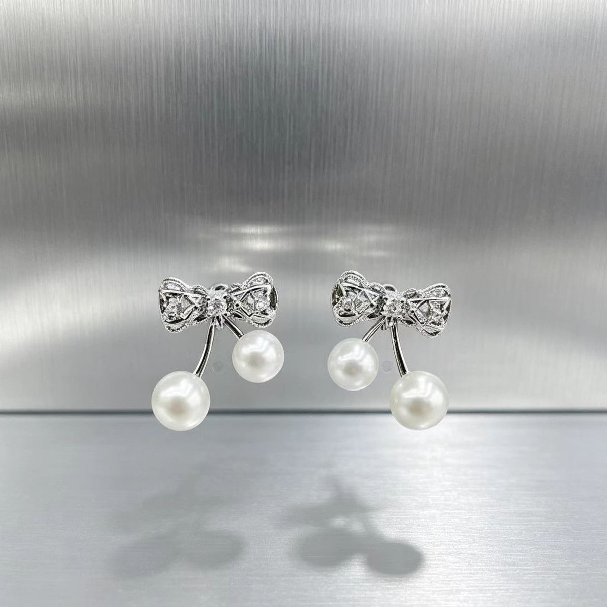 Bow-knot Diamond-studded Pearl Womens Earrings