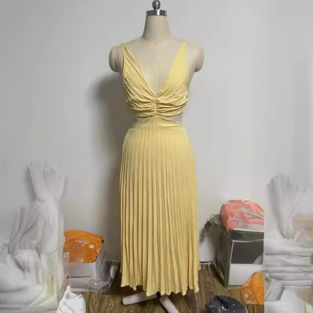 Women's V-Neck Backless Pleated Suspender Dress - Hollow Waist