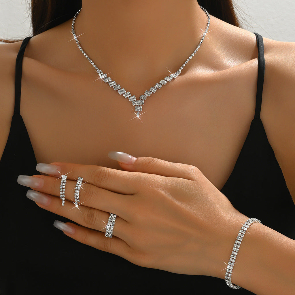 Women Traditional Indian Style Rhinestone Jewelry Set,Necklace And Earrings,Elegant Bridal Costume Accessories For Wedding Party Occasion