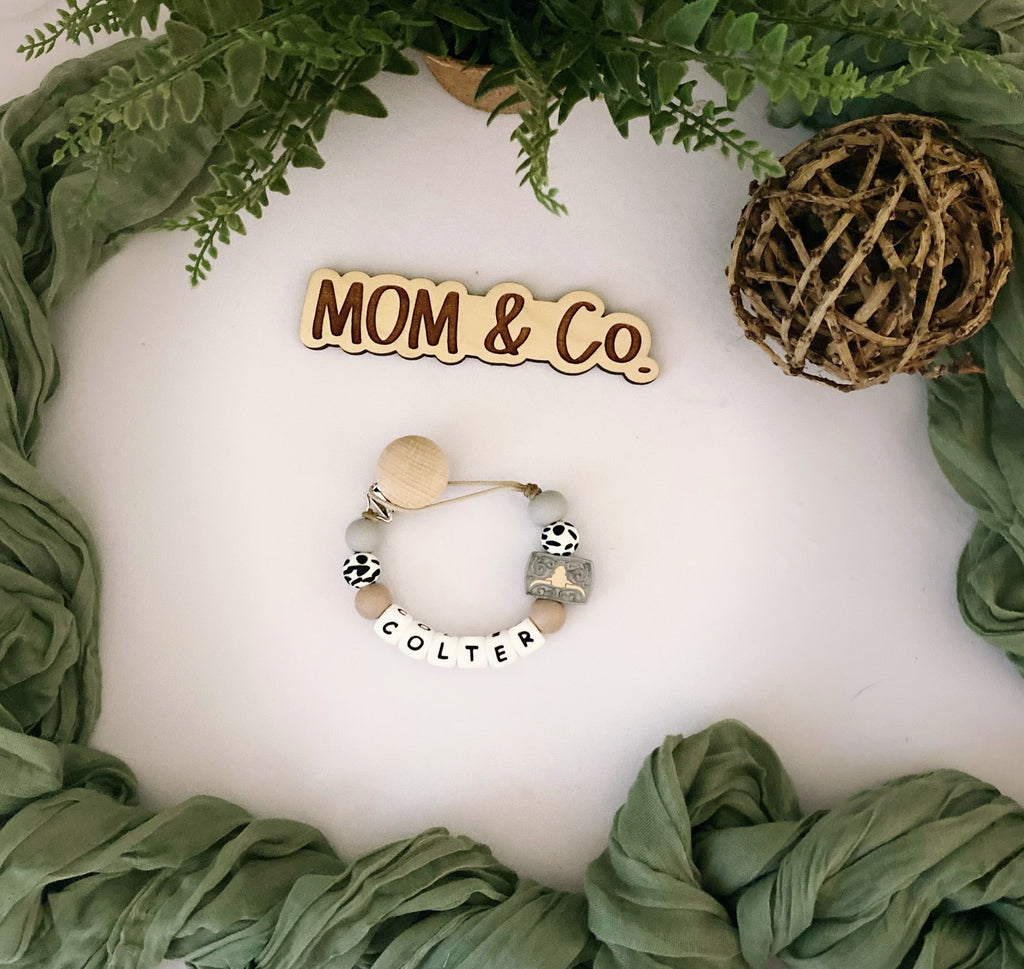 Personalized Paci Clip
