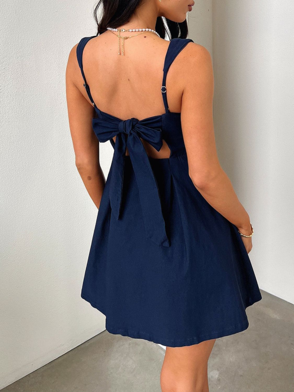 Bow Back Square Neck Mini Dress in Burgundy and Black