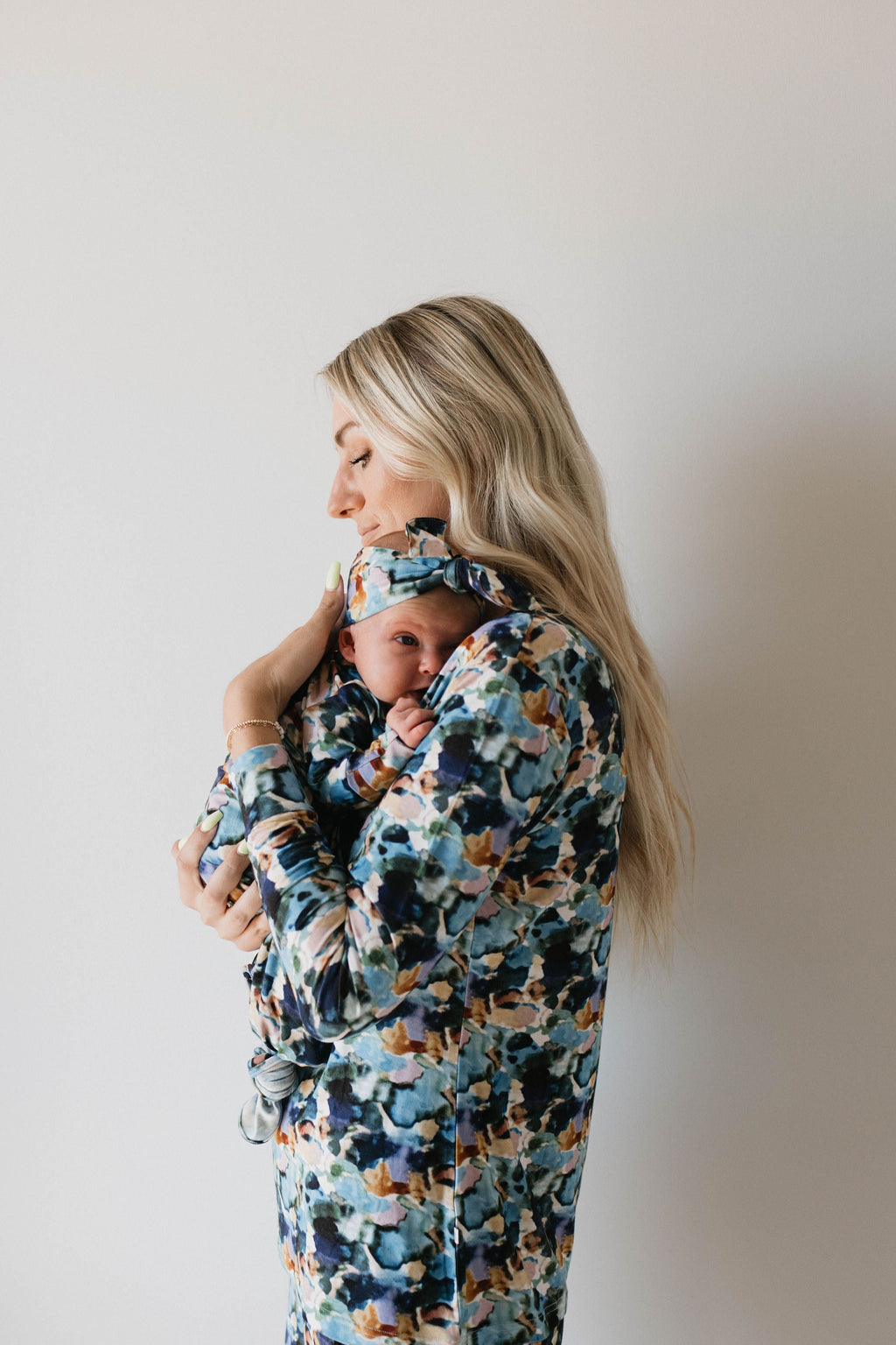 Women's Long Sleeve Bamboo Pajama Set in Watercolor Charli Print