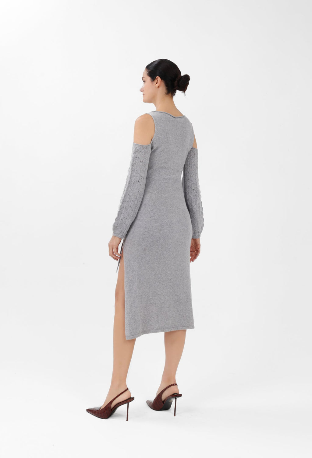 Off-the-Shoulder Cashmere Midi Dress in Gray