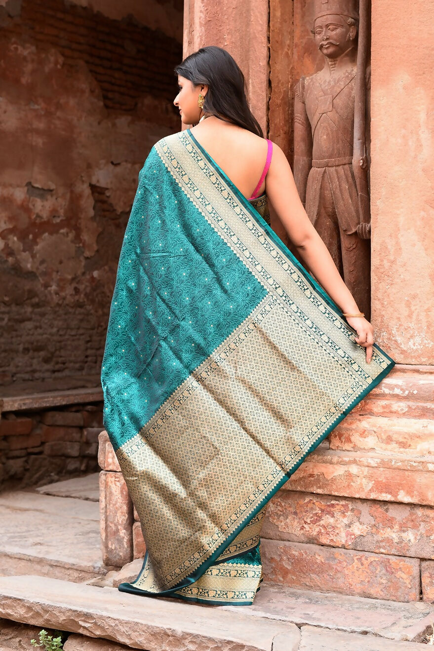 Green Banarasi Katan Handloom Silk Saree Traditional Drape
