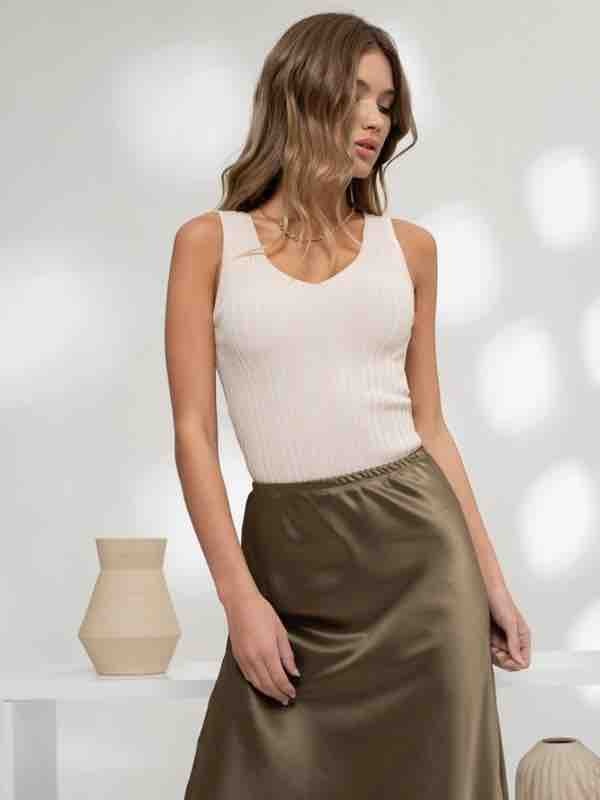 Minimalist V-Neck Sweater Knit Tank Top in Oatmeal