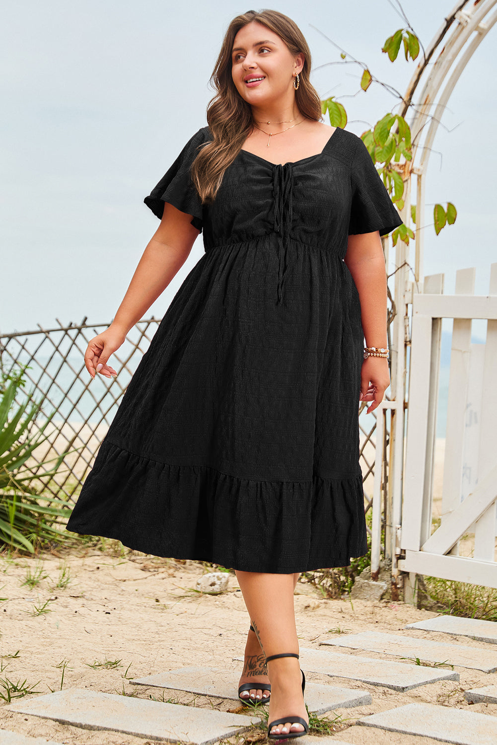Lace-Up Sweetheart Midi Dress in Navy | Short Sleeve A-Line