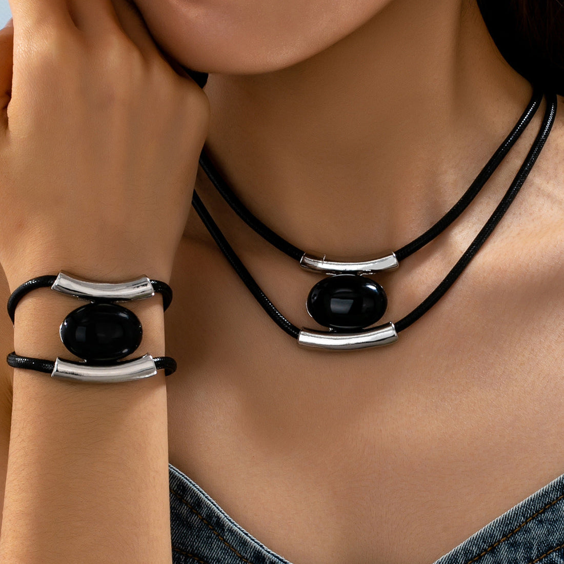 Vintage Multilayer Necklace and Bracelet Set with Oval Accents