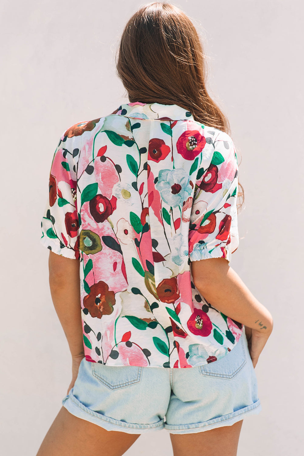 Floral V-Neck Short Sleeve Blouse with Relaxed Fit