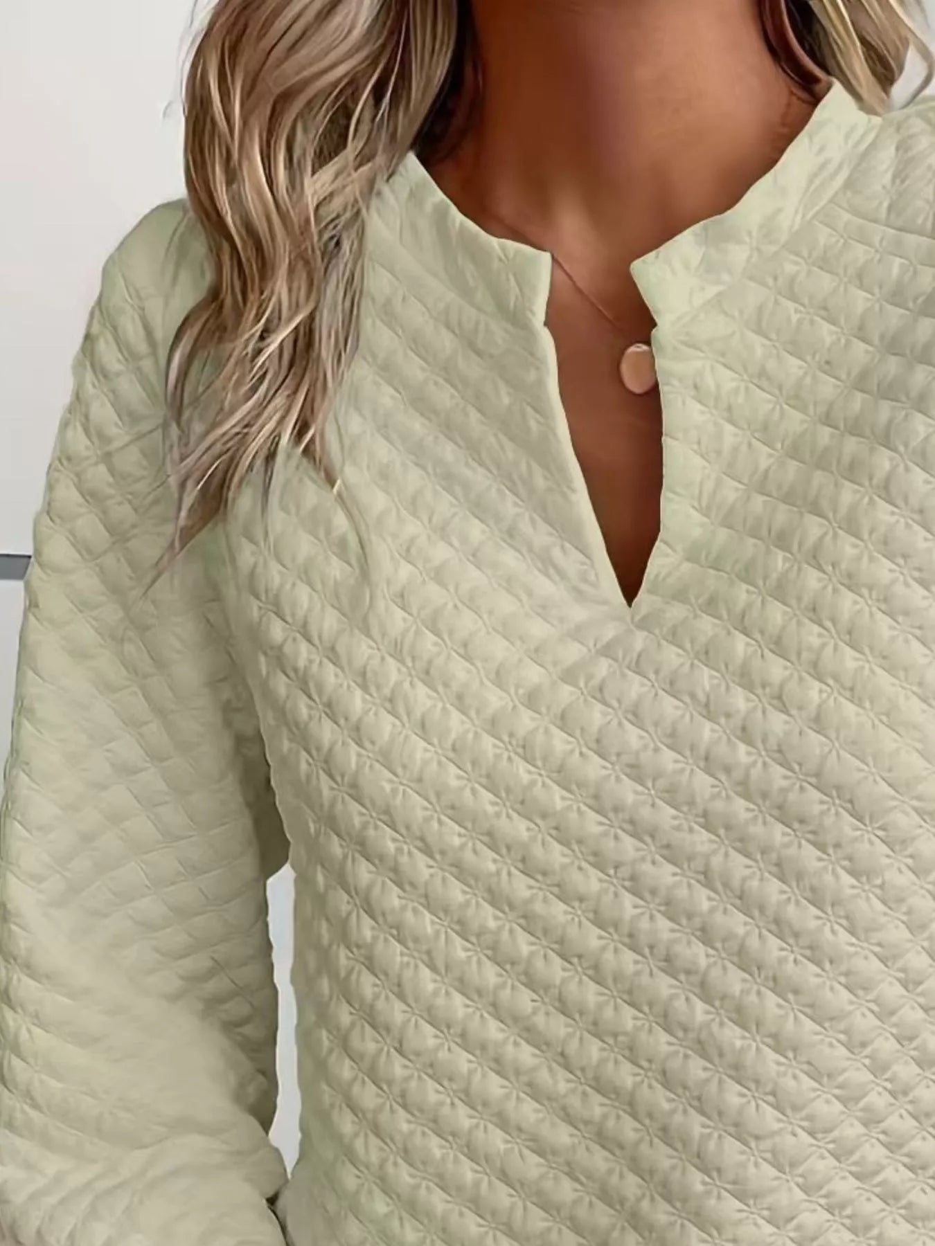 White Quilted Notched Neck Long Sleeve Sweatshirt - Image 11