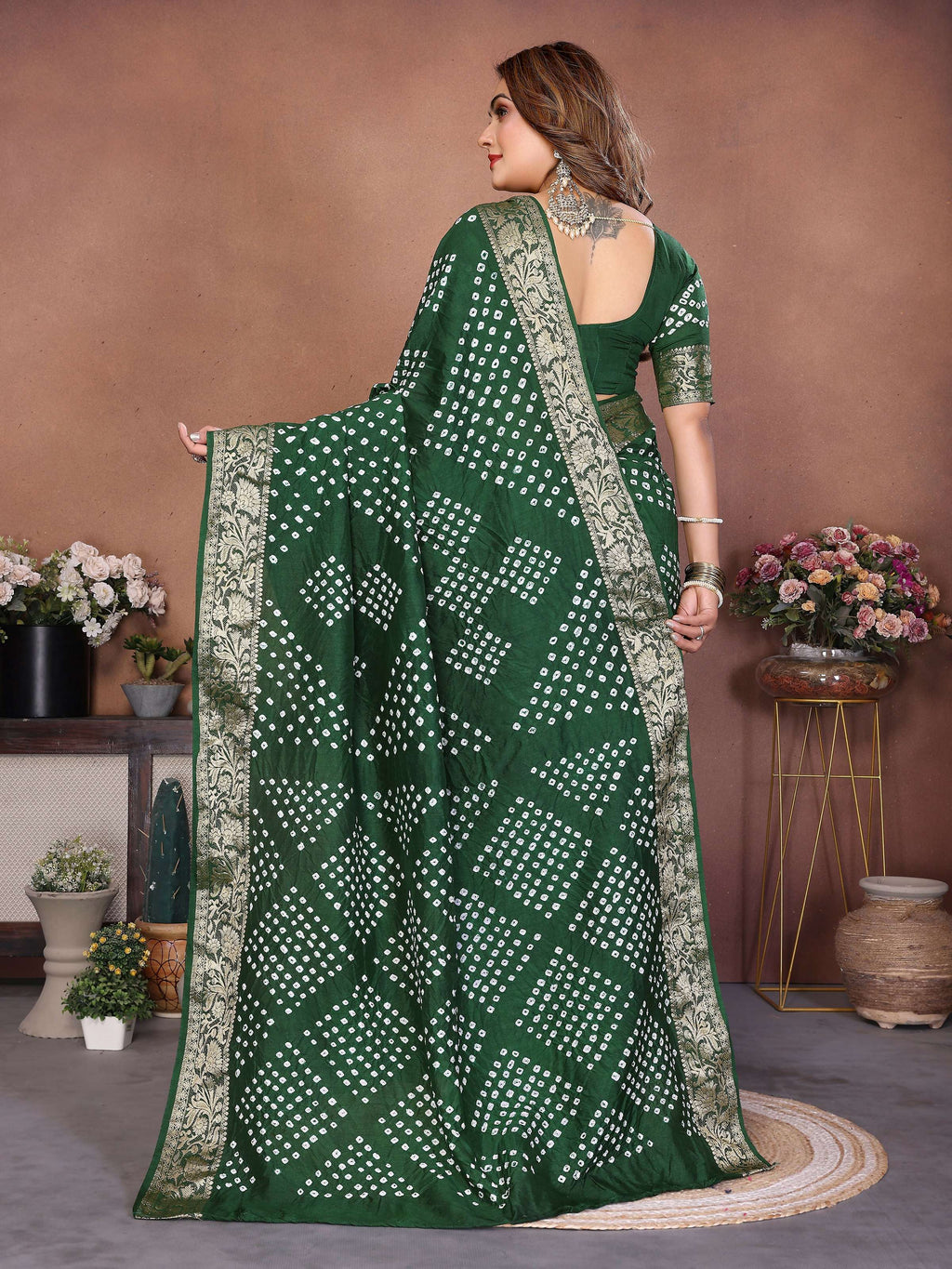 Green Pure Dola Silk Saree with Handmade Bandhej
