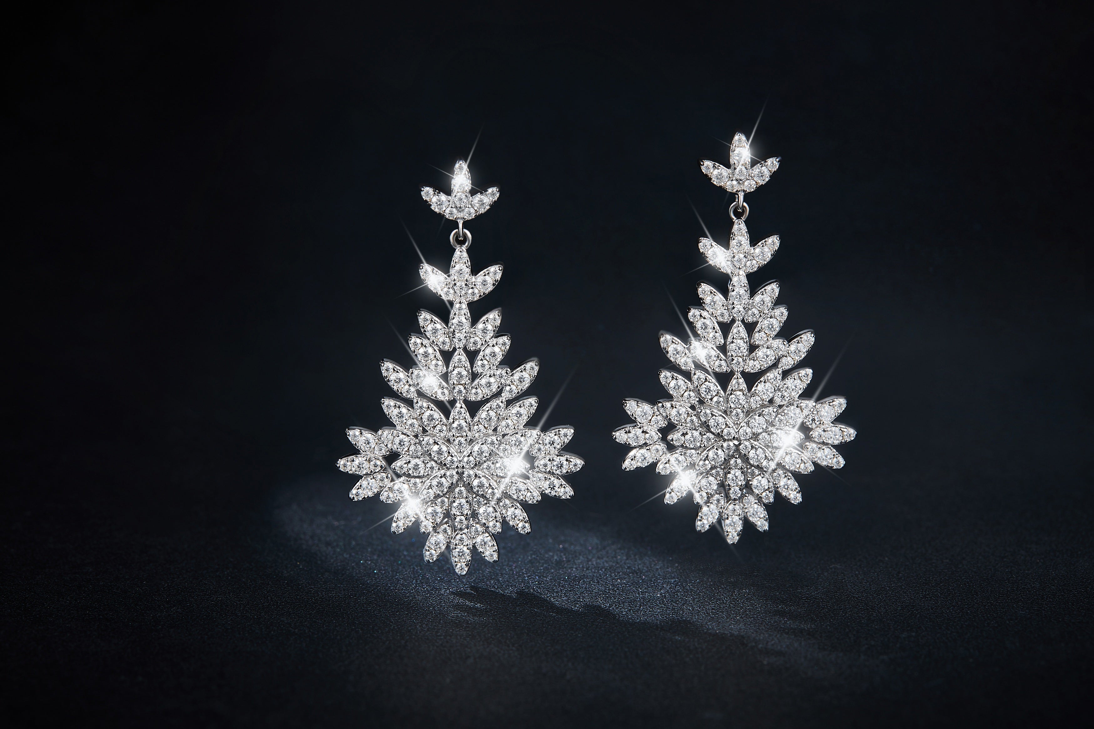 S925 Sterling Silver Leaf Cluster Moissanite Dangle Earrings