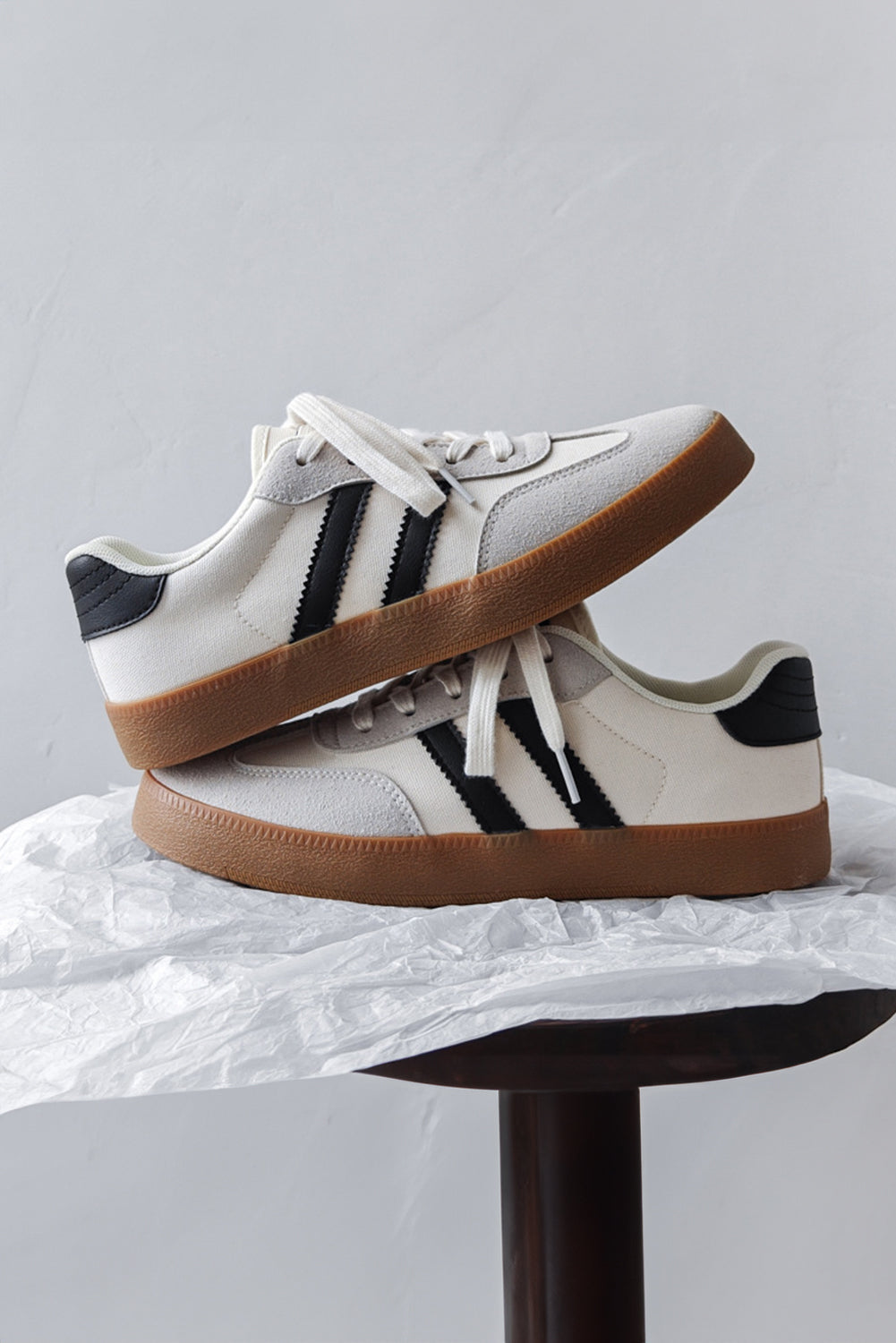 White Striped Lace Up Flat Sneakers Casual Retro Tennis Shoes - Image 11